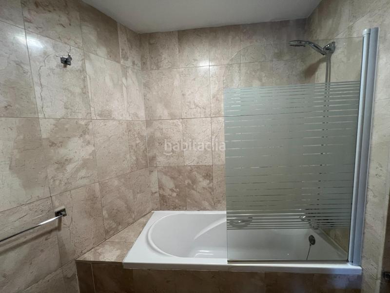 Foto f5c29655-e6f1-4a0c-a57e-0429de5c633a. Miete etagenwohnung mit heizung in Centro - Sagrario Granada