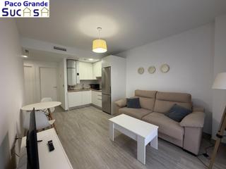 Location Appartement  Calle azhuma. Piso de 2 dormitorios en zona alhamar