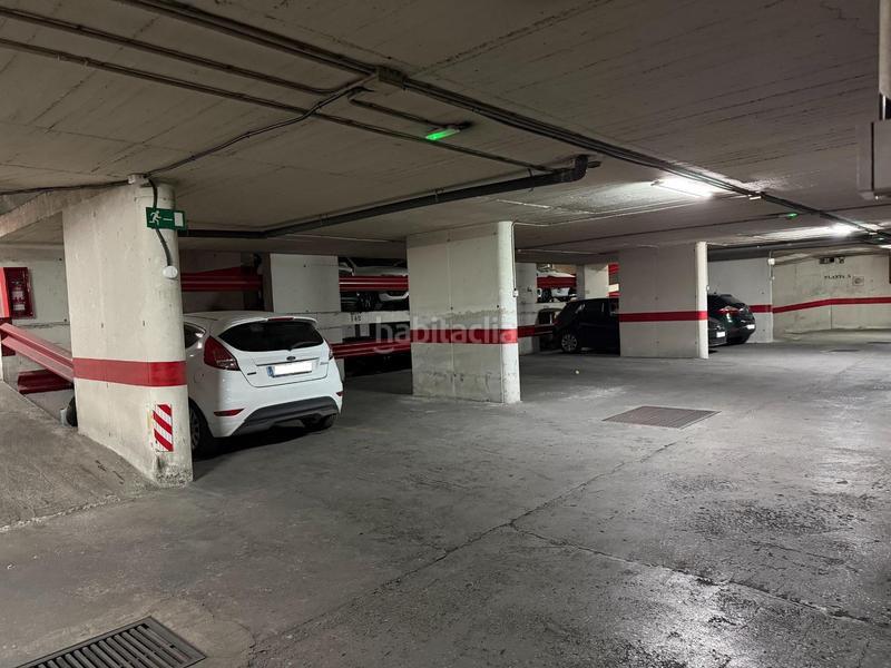 Foto 347b60fe-59fd-4f72-be5d-573ebafd0e6b. Parking coche oportunidad en calle seminario! en Centro - Sagrario Granada