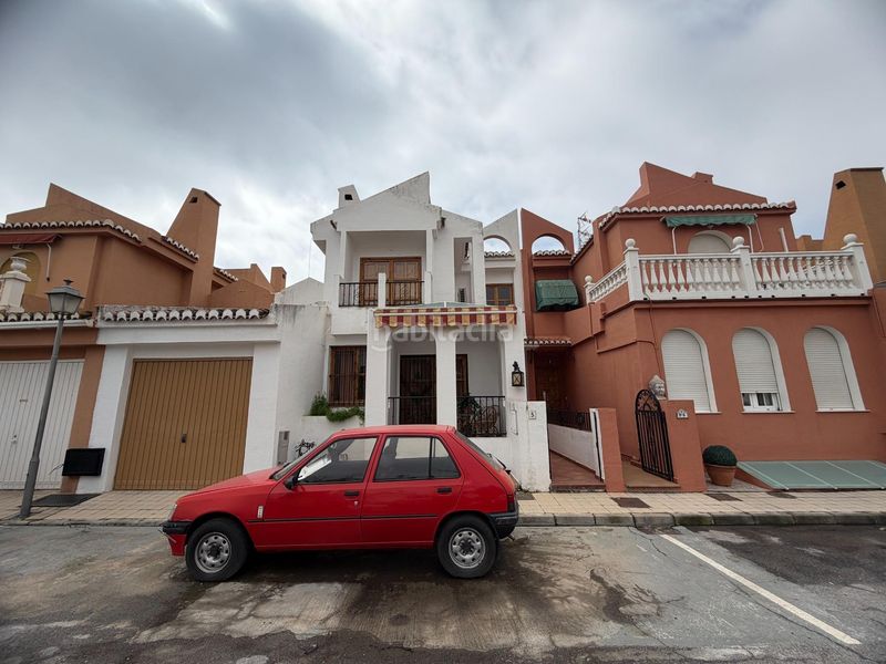 Foto 123475f8-5323-4214-a213-9e10da0807d9. Casa adossada amb piscina a Camino de los Neveros - Serrallo Granada
