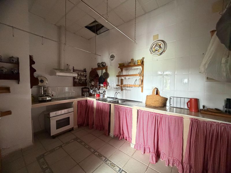 Foto 3d4c5a77-183d-4feb-a8c7-cc5188daaeb6. Casa adossada amb piscina a Camino de los Neveros - Serrallo Granada