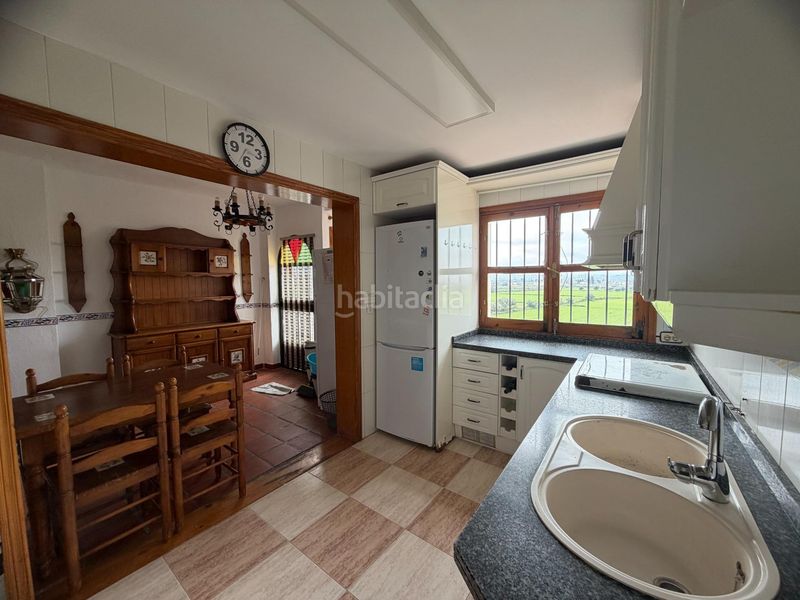 Foto 573cfe7c-45c9-4d4c-87ae-22dc1ad2ba02. Casa adossada amb piscina a Camino de los Neveros - Serrallo Granada