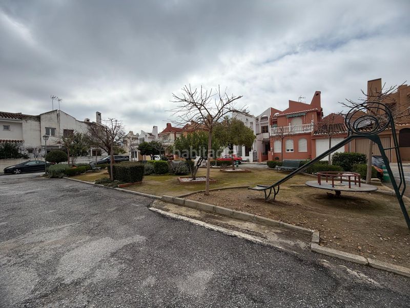 Foto 7c0f4dcf-6b3a-4a99-9f1a-77ca841d3658. Casa adossada amb piscina a Camino de los Neveros - Serrallo Granada