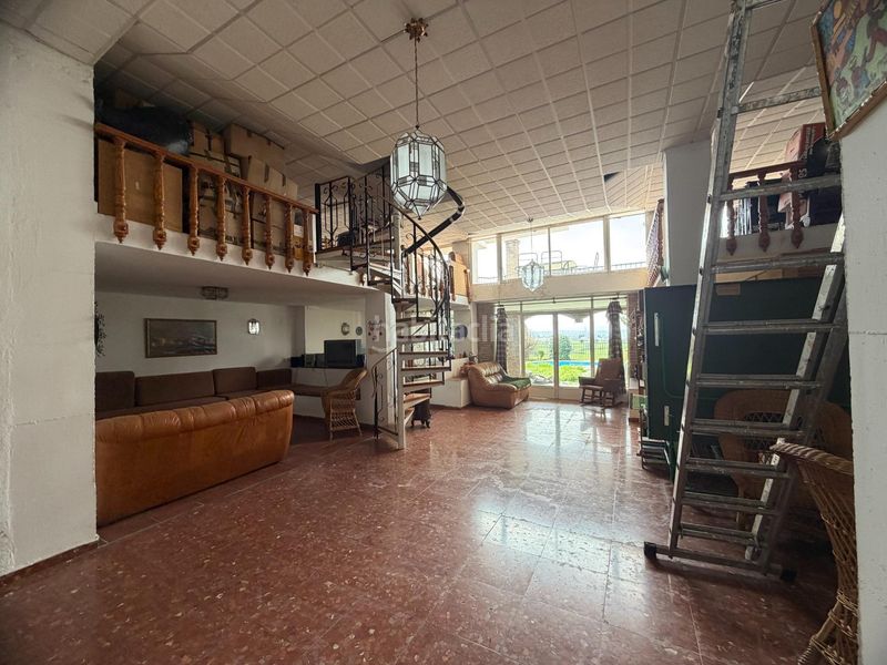 Foto bdbafd22-d9a3-4de1-b38d-1d981721abd5. Casa adossada amb piscina a Camino de los Neveros - Serrallo Granada