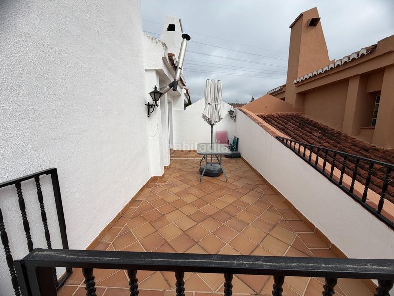 Foto dd1d4b20-9d38-4827-9b61-04b38aa16f86. Casa adossada amb piscina a Camino de los Neveros - Serrallo Granada