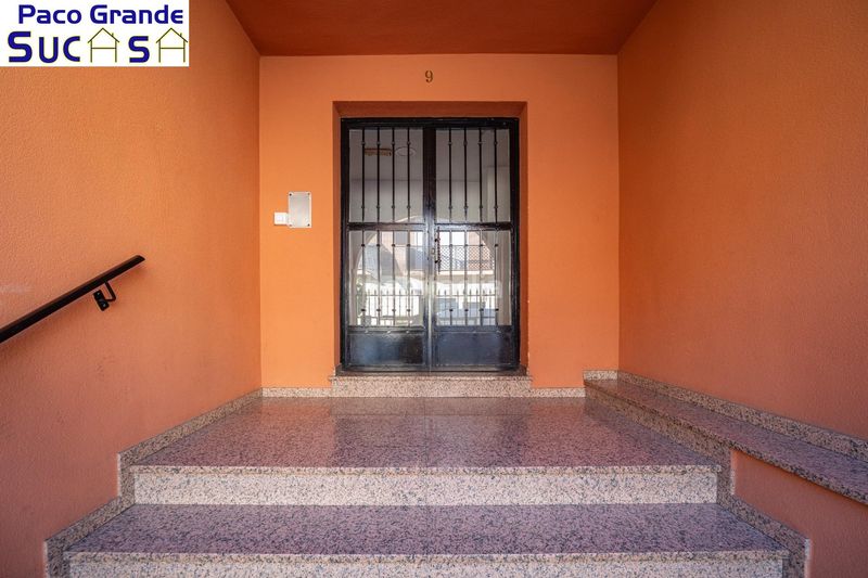 Foto 550e1395-c2d0-4724-b041-5bf9a3eedbb4. Àtic amb aparcament a San Antón Armilla