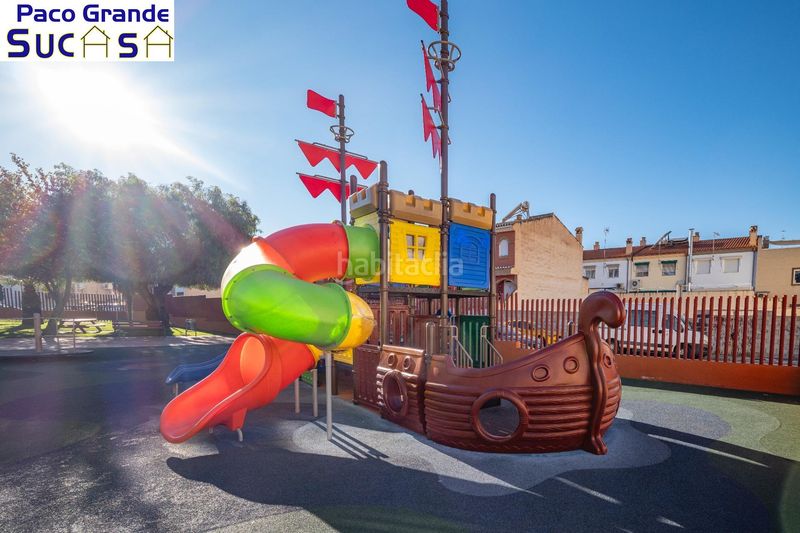 Foto 566293db-2c45-489c-9477-95223e74435d. Àtic amb aparcament a San Antón Armilla