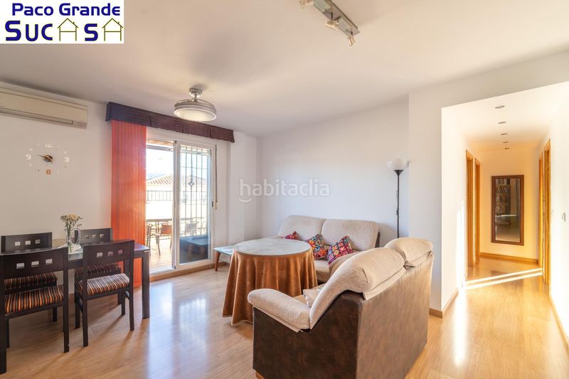 Foto bfc9e229-cd8e-45d0-9a44-bb082abbeec4. Àtic amb aparcament a San Antón Armilla