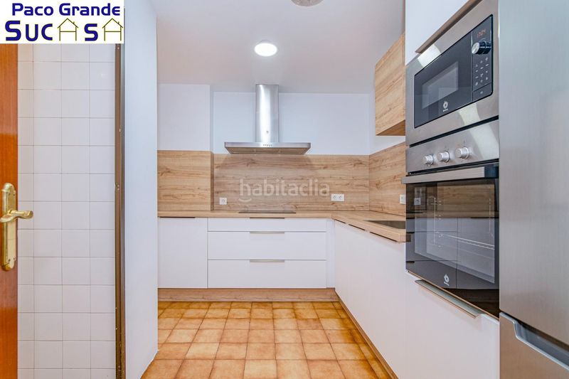 Foto bfeacd04-b9f7-486c-958e-02e6f23e3b41. Pis amb calefacció a Pajaritos Granada