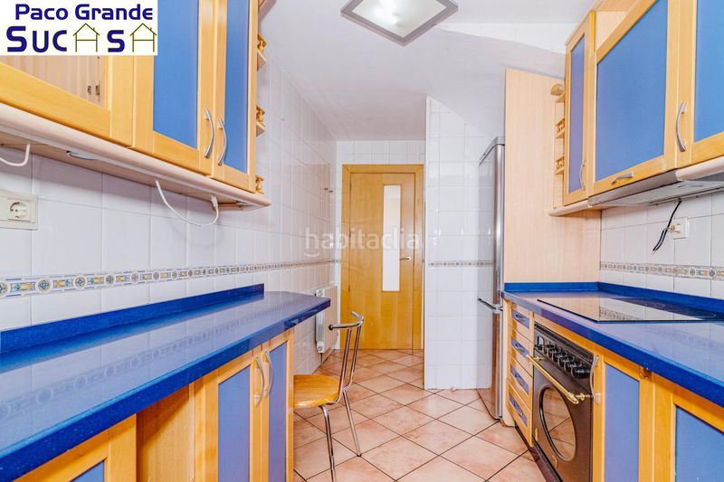 Foto e7de7ef0-b4b0-4e43-8cae-cf260cc1747f. Casa adossada amb calefacció aparcament piscina a Ogíjares