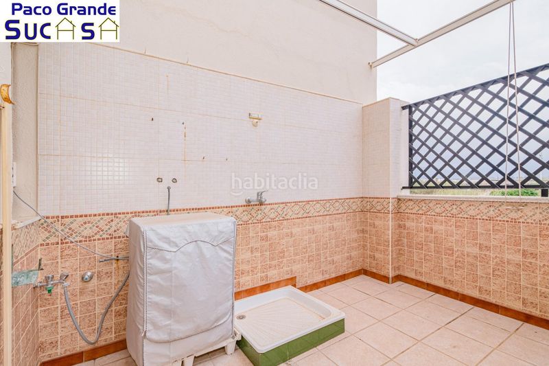 Foto b7976291-29ea-4e79-92e6-1dafead969b1. Pis amb calefacció aparcament piscina a Salobreña costa Salobreña