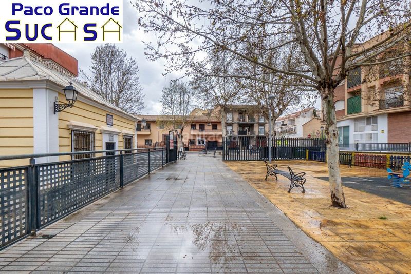 Foto 5ba27332-ae72-4c2d-944a-1e5b4442255e. Pis a calle de la estación de tranvías 20 a Residencial Triana - Barrio Alto Gabias (Las)