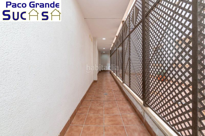 Foto 8b16a772-100b-4940-9116-fd037584ab8a. Pis a calle de la estación de tranvías 20 a Residencial Triana - Barrio Alto Gabias (Las)