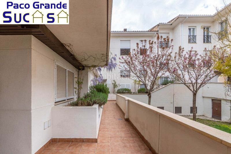 Foto 9244d99e-78af-4856-b767-1d0596b39edb. Pis a calle de la estación de tranvías 20 a Residencial Triana - Barrio Alto Gabias (Las)