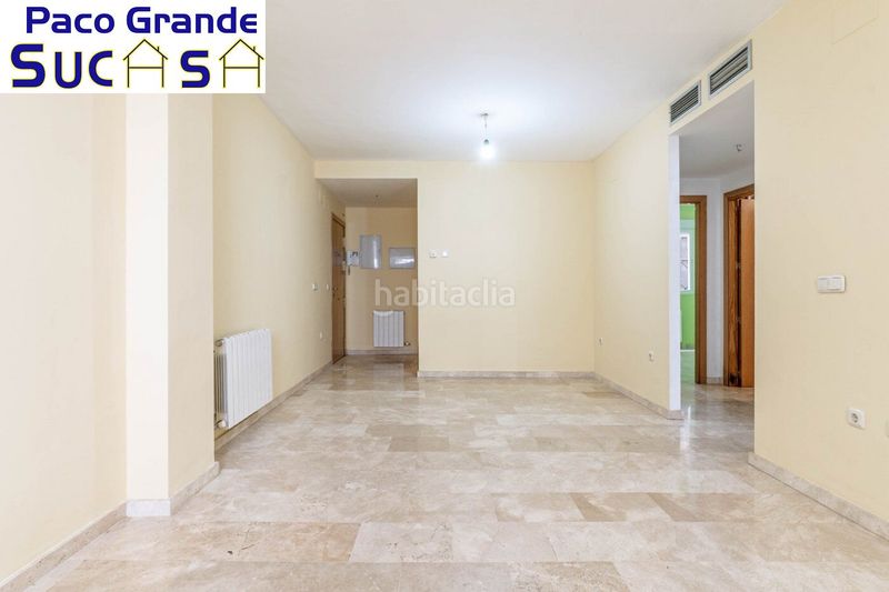 Foto d5c3906f-eed3-4ecd-a162-4df4bcf346fe. Pis a calle de la estación de tranvías 20 a Residencial Triana - Barrio Alto Gabias (Las)