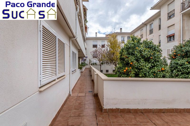 Foto fe4edc75-07df-4c20-84c4-8fb11468ddc0. Pis a calle de la estación de tranvías 20 a Residencial Triana - Barrio Alto Gabias (Las)