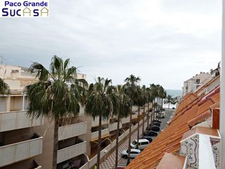 Pis  Calle almeria. Gran pisazo al lado del mar