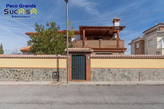 Chalet  Calle de alonso quijano 34. Gran chalet con piscina en otura