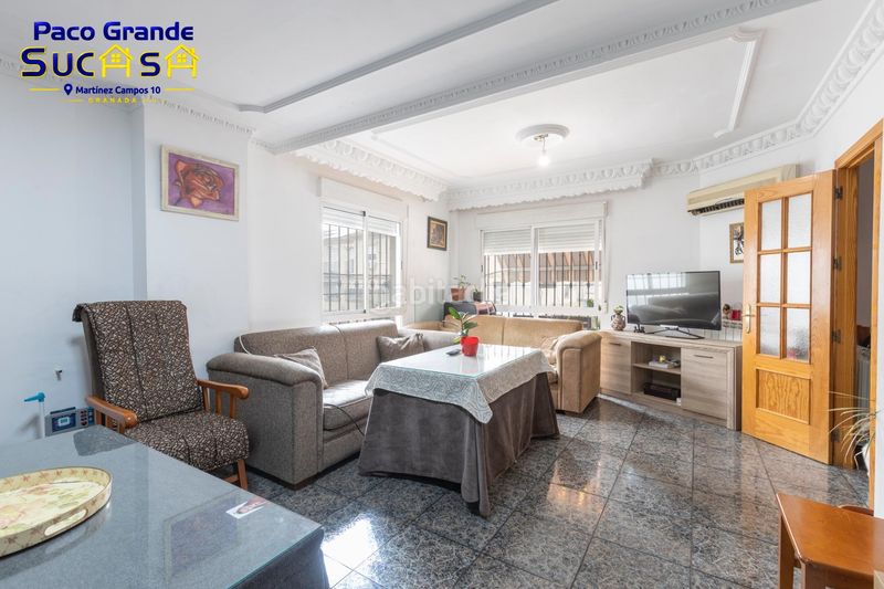 Foto ebe0c57c-0add-4eb6-a3f2-e0a83c7939c6. Casa aparellada amb calefacció aparcament a Atarfe