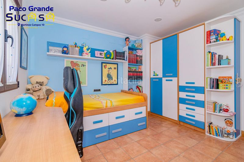 Foto a3e3cbe8-2388-4a49-aeb5-56881fde3d06. Casa adossada amb calefacció aparcament piscina a Zubia (La)