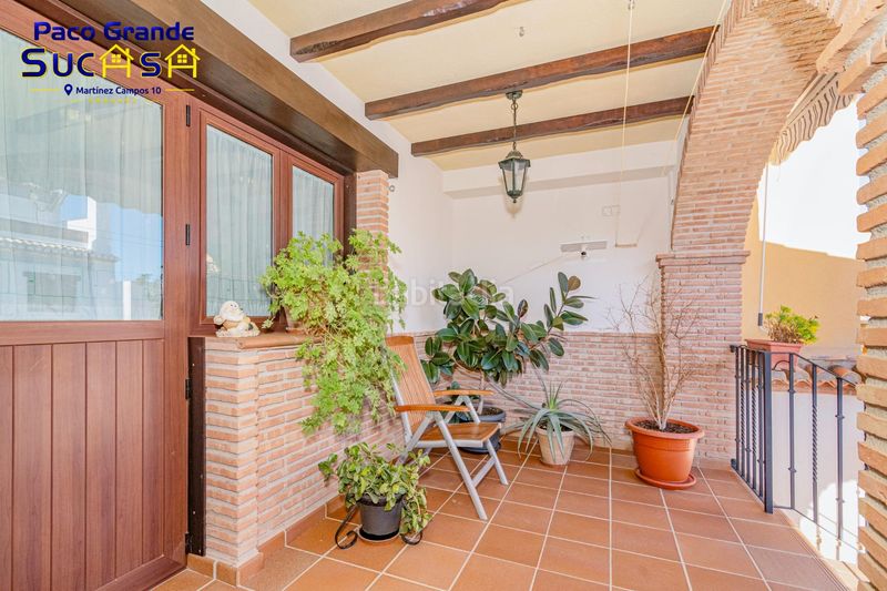 Foto b05bd742-eb1b-477d-a9ed-ccf518a693c3. Casa adossada amb calefacció aparcament piscina a Zubia (La)