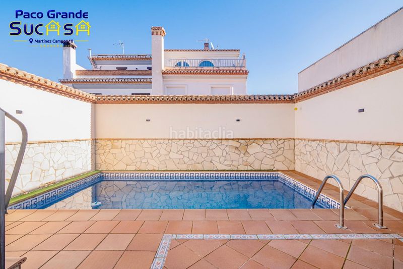 Foto cb8c7dd8-253d-4da1-b6b2-a343ecf1bfdd. Casa adossada amb calefacció aparcament piscina a Zubia (La)