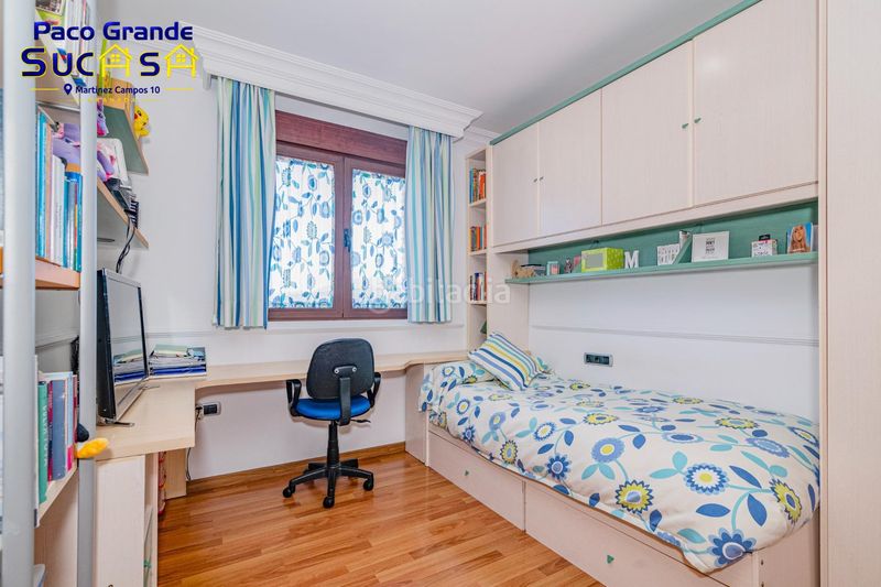 Foto f25a7757-dbda-4d5b-9d54-efe97c4726ff. Casa adossada amb calefacció aparcament piscina a Zubia (La)