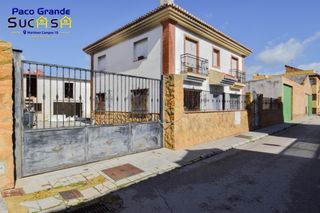 Casa  Calle de granada. Casa independiente en cijuela