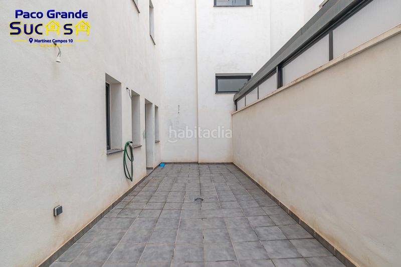 Foto d358767e-bf92-4446-bc97-557a2c5e7fb8. Pis amb calefacció aparcament piscina a San Miguel Armilla