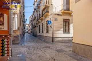 Pis a Calle Águila