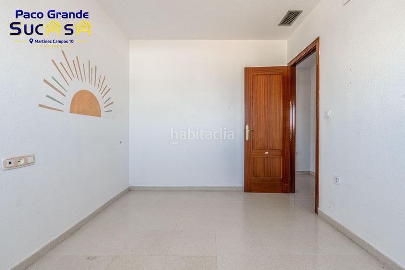 Foto e64ec919-462d-41aa-b366-656889057781. Àtic amb aparcament a Ogíjares