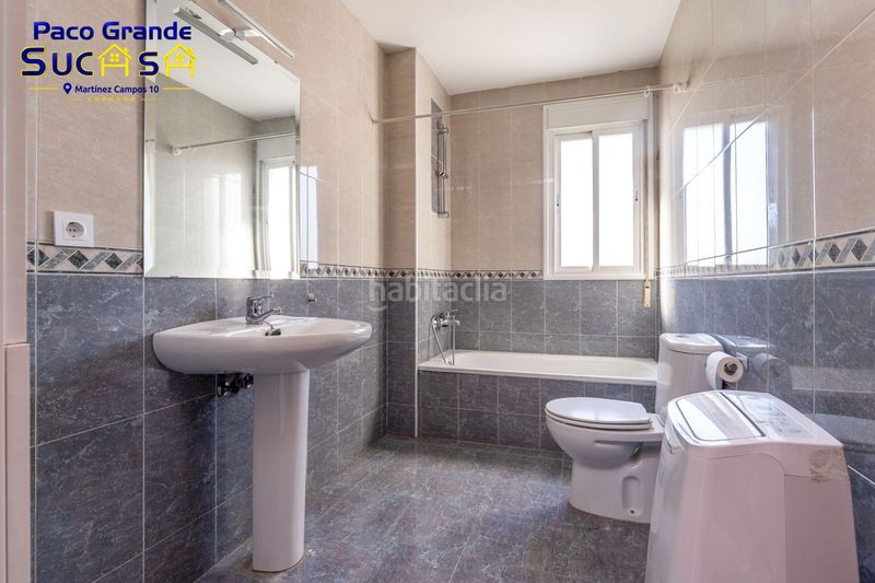 Foto f5f50b27-5755-4aa3-9420-1dd6bd0bb8b9. Àtic amb aparcament a Ogíjares
