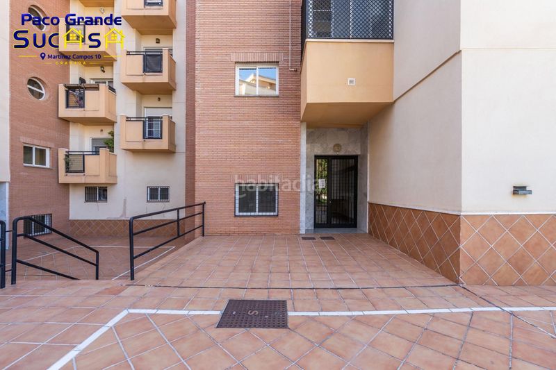 Foto f9336429-c44d-4fe9-8110-eb6b2b6e3d6e. Àtic amb aparcament a Ogíjares