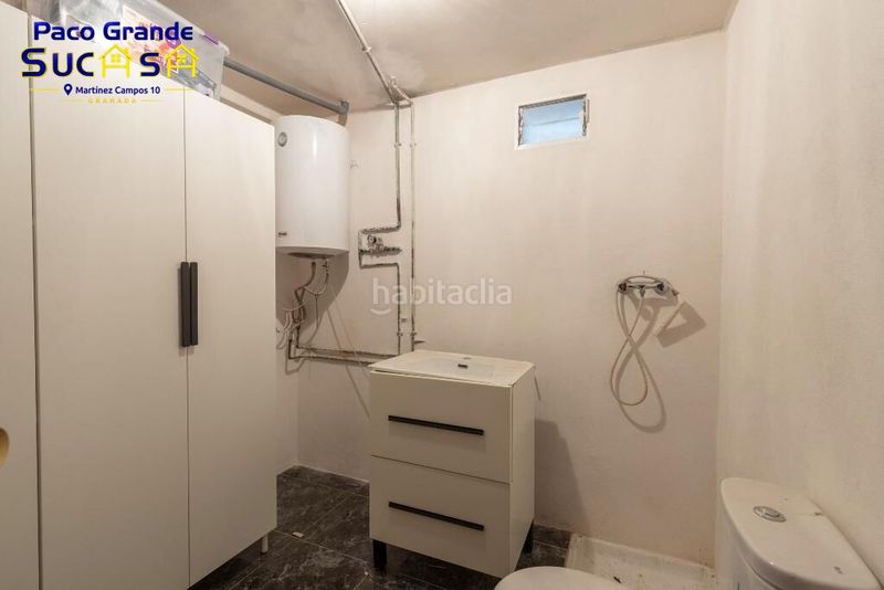 Foto ca23707d-e82c-4c3d-aa49-c7b9e6621211. Casa adossada amb aparcament a Joaquina Eguaras Granada