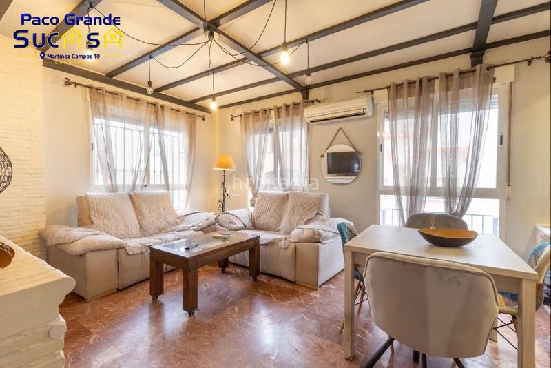 Foto dbd54cc3-3f9b-413b-b547-94564506d022. Casa adossada amb aparcament a Joaquina Eguaras Granada