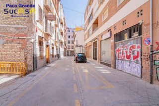 Aparcament cotxe a Calle Calle Triana Baja 4