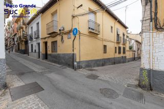 Casa adossada a Calle calle agua de cartuja 9. Bonita casa para reformar en agua de cartuja