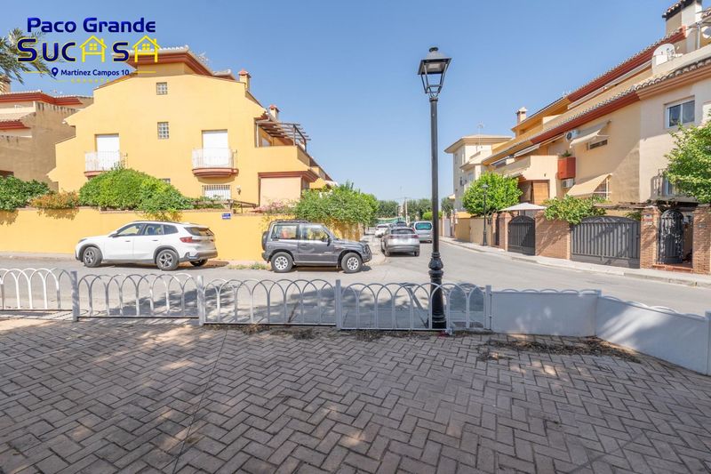 Foto c6072e41-767b-46e4-91b9-f4ea2d9b5586. Casa amb calefacció aparcament piscina a Ogíjares