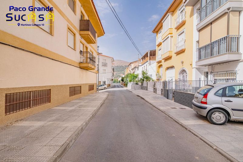 Foto b7bfd8fc-b3e0-438c-b352-b5d43299f103. Pis a Loja