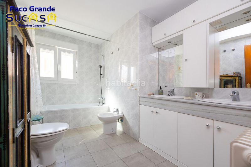 Foto 33fc2bdd-e086-4557-b32b-4b04f5dbbf42. Casa aparellada amb calefacció aparcament piscina a Ogíjares