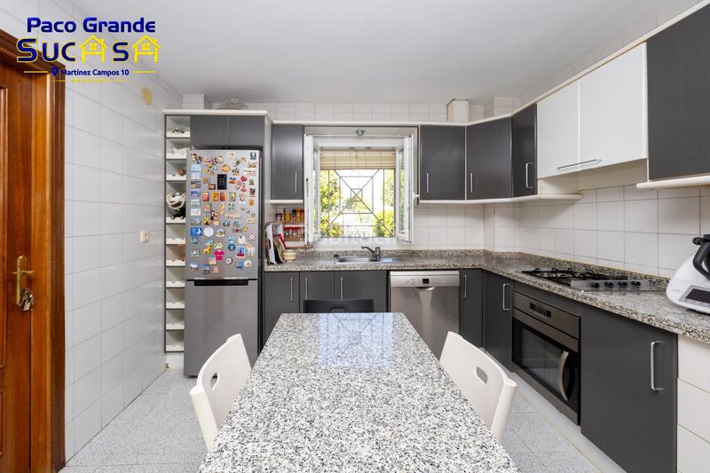 Foto c29b7c91-f001-4463-b138-46c555e51229. Casa aparellada amb calefacció aparcament piscina a Ogíjares