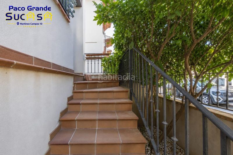 Foto a3775b60-858f-4ca8-a93b-c51691e1fe32. Casa adossada amb calefacció aparcament a La Zubia Ciudad Zubia (La)