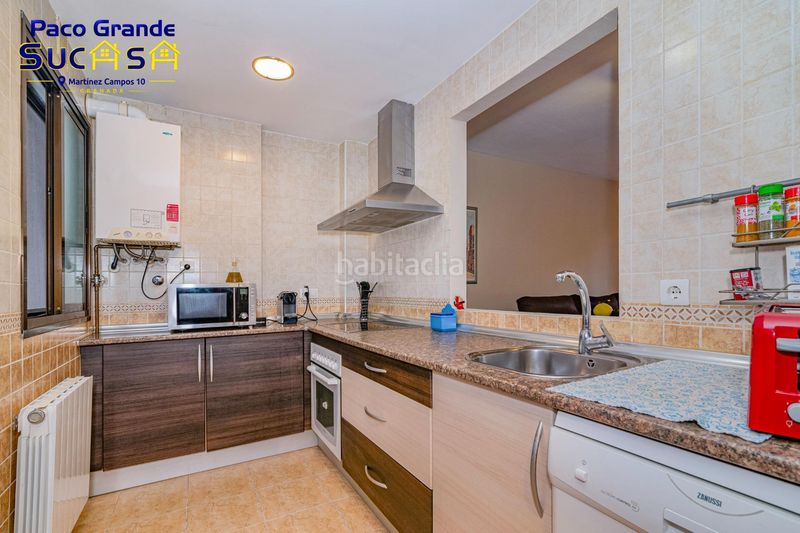 Foto b5ba8e0d-d3f8-4974-9108-a8a7aba576f8. Planta baixa amb calefacció aparcament a La Zubia Ciudad Zubia (La)