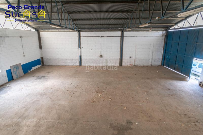 Foto 5b4f5752-c21e-4dbe-8b5d-65b4ca2feda0. Nau industrial a Jun