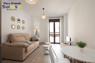 Lloguer Apartament a Calle azhuma 11. Moderno apartamento seminuevo en el corazón de alhamar, granada!