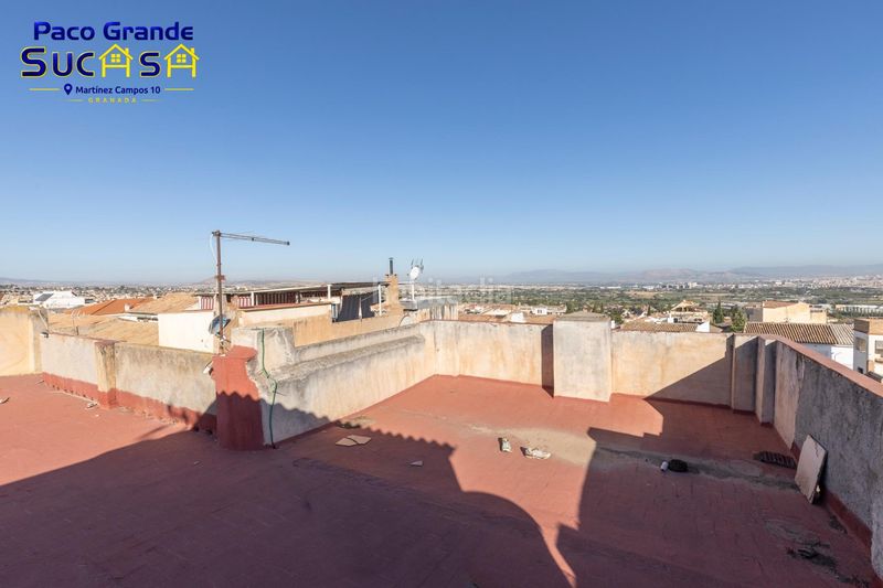 Foto b1aeddb0-bbf2-41f7-a66d-2b214b2540b5. Casa bifamiliare in calle golondrina 2 in La Zubia Ciudad Zubia (La)