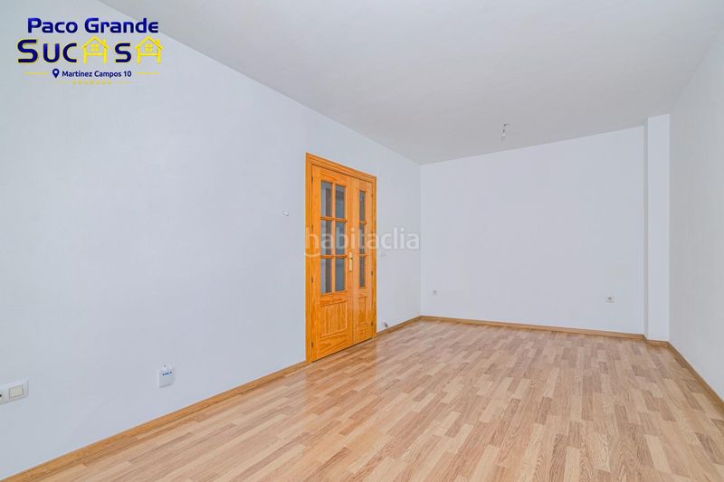 Foto 37307a33-ffe4-47fe-8917-c08f9e2e1d1f. Reihenhaus in calle acacias (be) 7 in Belicena Vegas del Genil