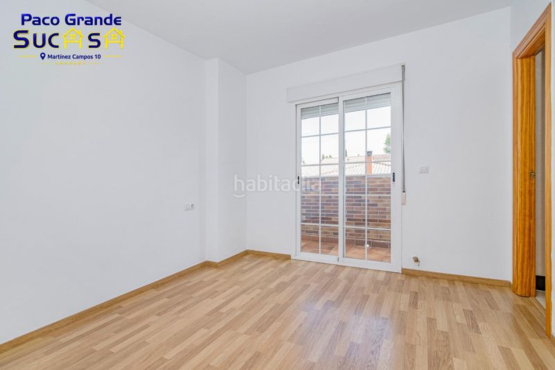 Foto bb7c7c75-608c-4ae0-83bb-d868e5a8a355. Reihenhaus in calle acacias (be) 7 in Belicena Vegas del Genil