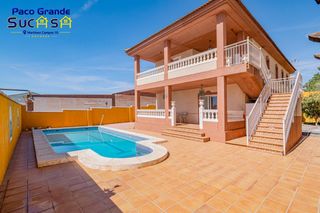 Chalet  Calle calle juan de la cierva 1. Impresionante chalet en lachar con piscina y amplios espacios!