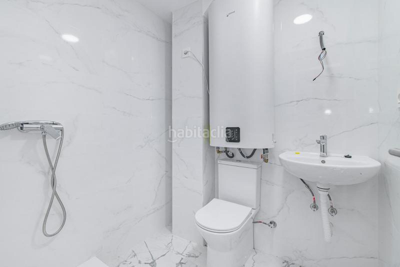 Foto 592659fb-32f5-40c6-b35b-3048914e8a7e. Piso  en venta cerca del hospital traumatológico en Granada